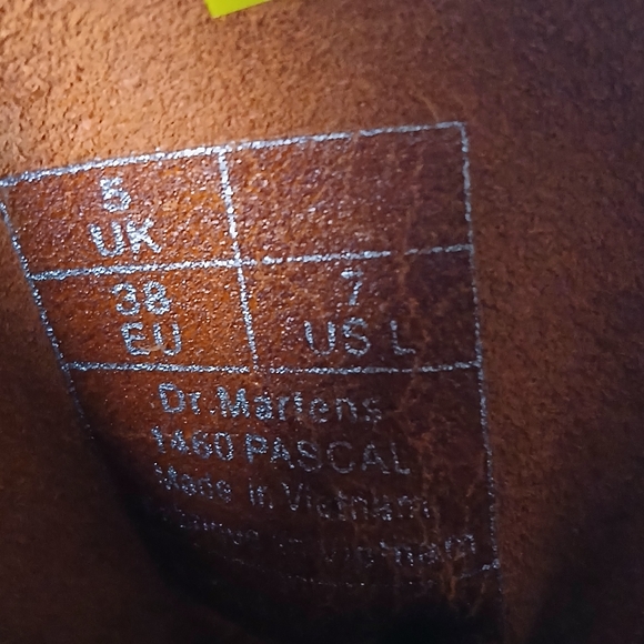 Burnt Orange Dr. Martens Hard To Find New Bouncing Soles. Sz7 Smooth Leather - Picture 7 of 13